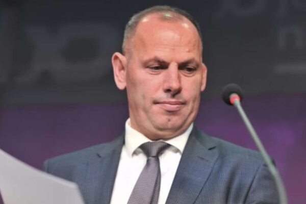 Ramiz Lladrovci tmerron Drenasin
